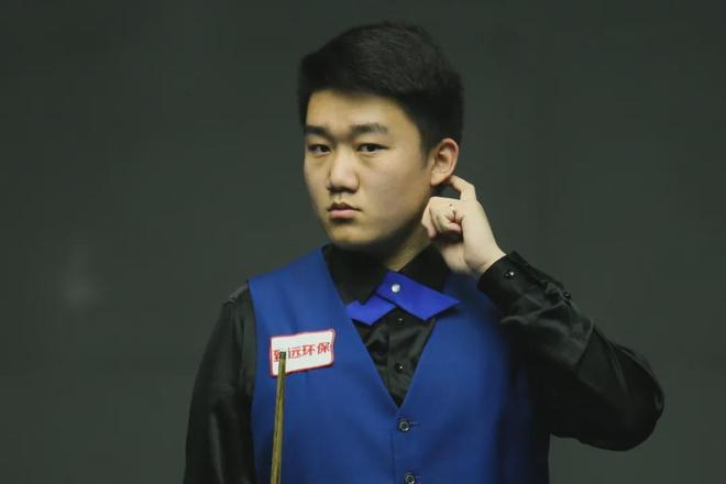 中国球员郑 中国球员郑