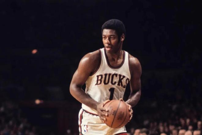 年接手国际 年接手国际