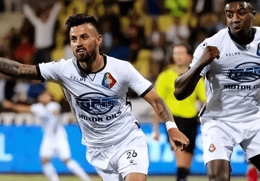 欧足联官方：今明两日女足欧洲杯赛前将为若塔兄弟举行默哀仪式