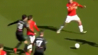 媒体人质疑：伊万暂不下课甚至还要带东亚杯 足协难道不做任何预案？