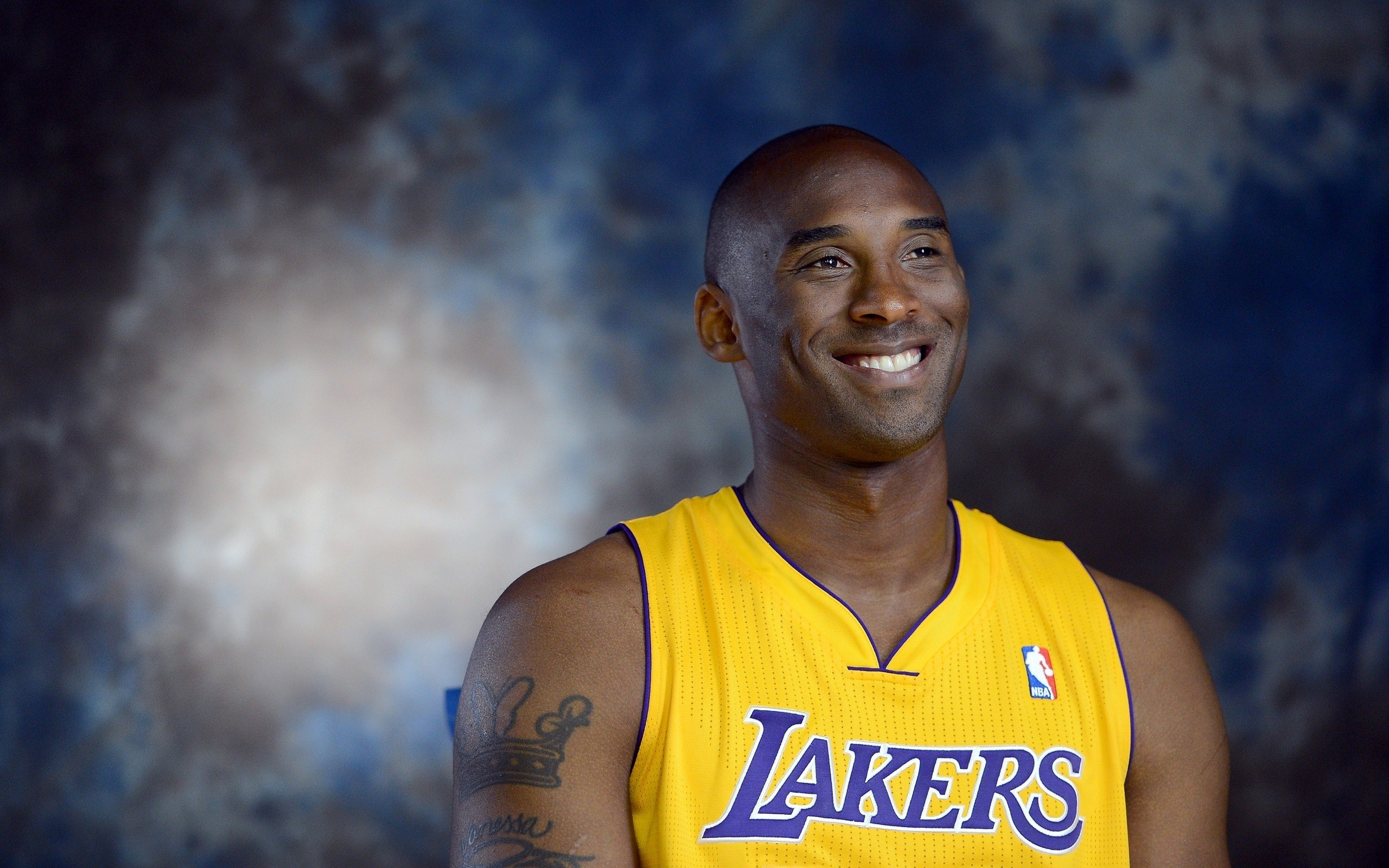 体育中超：山东泰山4-0沧州雄狮 积分重返三甲